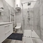 Iris Карловы Вары